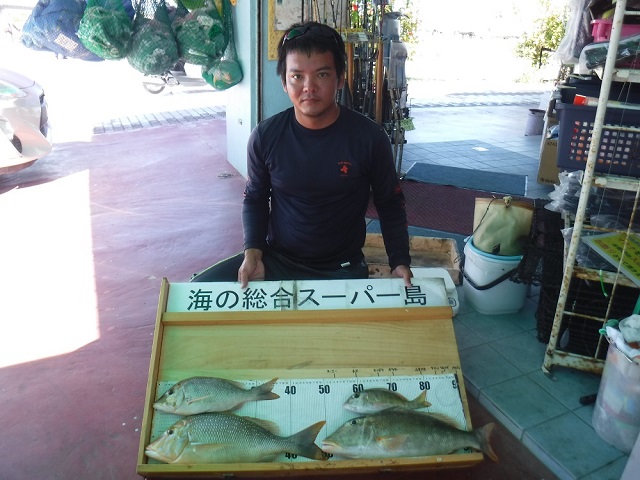 大底 哲郎さん タマン 52 1 84 ムネアカ 54 5 2 26 離島 釣り 石垣アイランドtv 大底 哲郎さん タマン 52 1 84 ムネアカ 54 5 2 26 離島 釣り 石垣アイランドtv